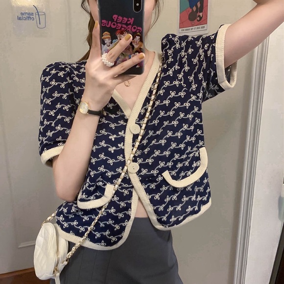 Top - Picture 2 of 2